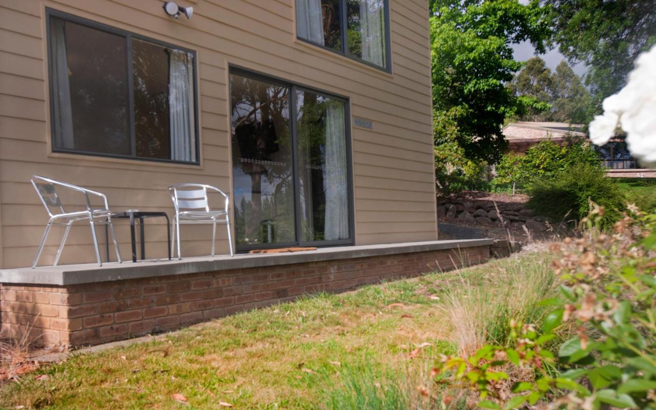 The Shingles Riverside Cottages New Norfolk Exterior photo